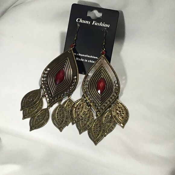 Antique Gold Tone Fashion Dangle Earrings (UC3) - Picture 2 of 8